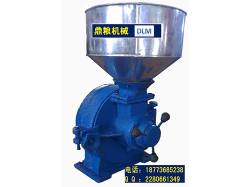 30型磨片式粉碎機(jī)、磨粉機(jī)磨粉機(jī)，磨片式，產(chǎn)量達(dá)1000公斤時(shí),粗細(xì)可調(diào)